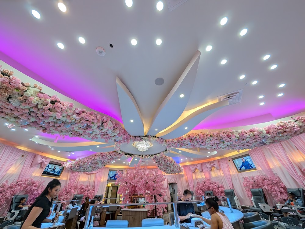 Milano Nail Spa - Galleria view 5