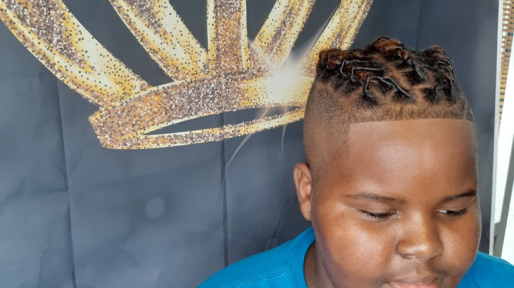 Kings and Queens royalty salon primary photo