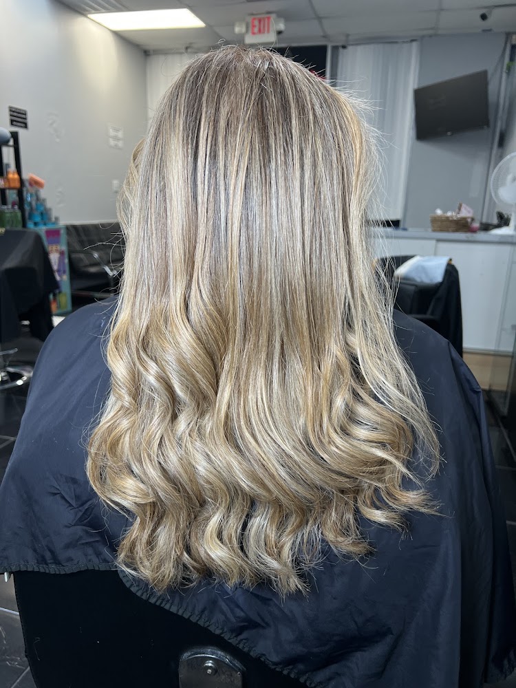 Myriam's Hair Studio primary photo