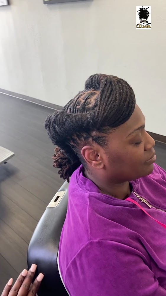 Loctician/Kustombyqueen view 3