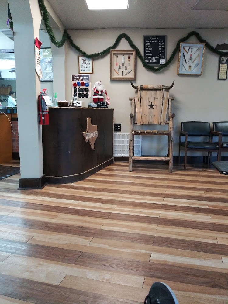 Areli's Beauty Salon & Barber view 3
