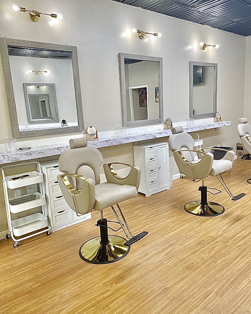 Maison De Glam Beauty Studio primary photo