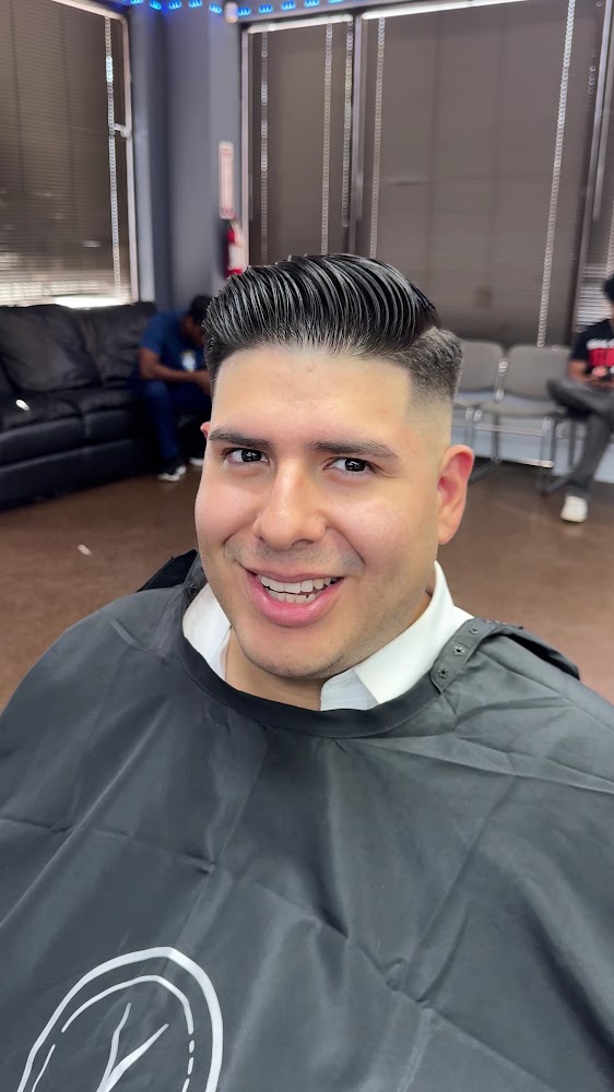 E Hair Salon view 5