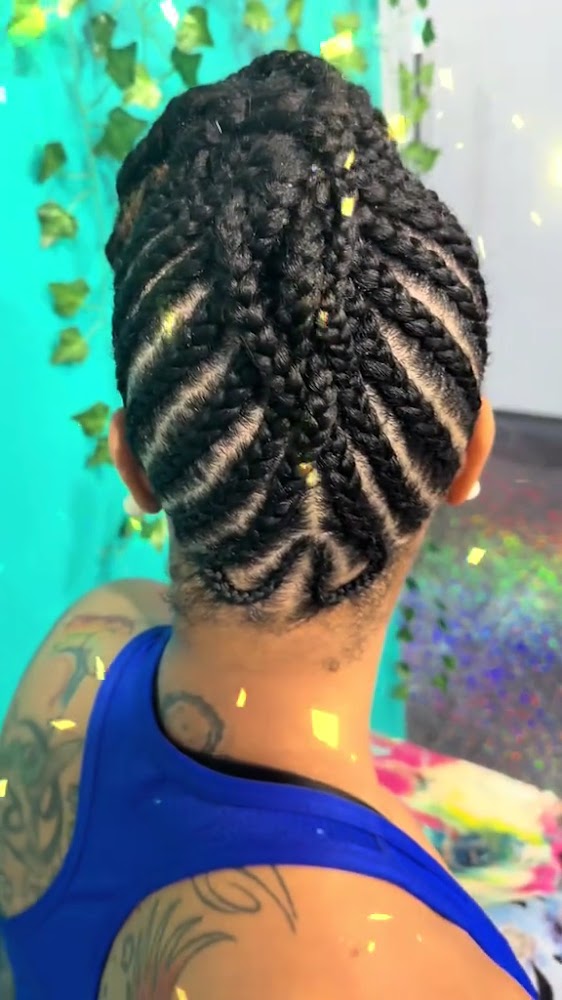 Natural Hair of Katy view 5