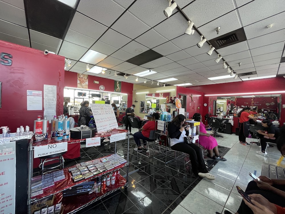 Maharanis Beauty Salon primary photo