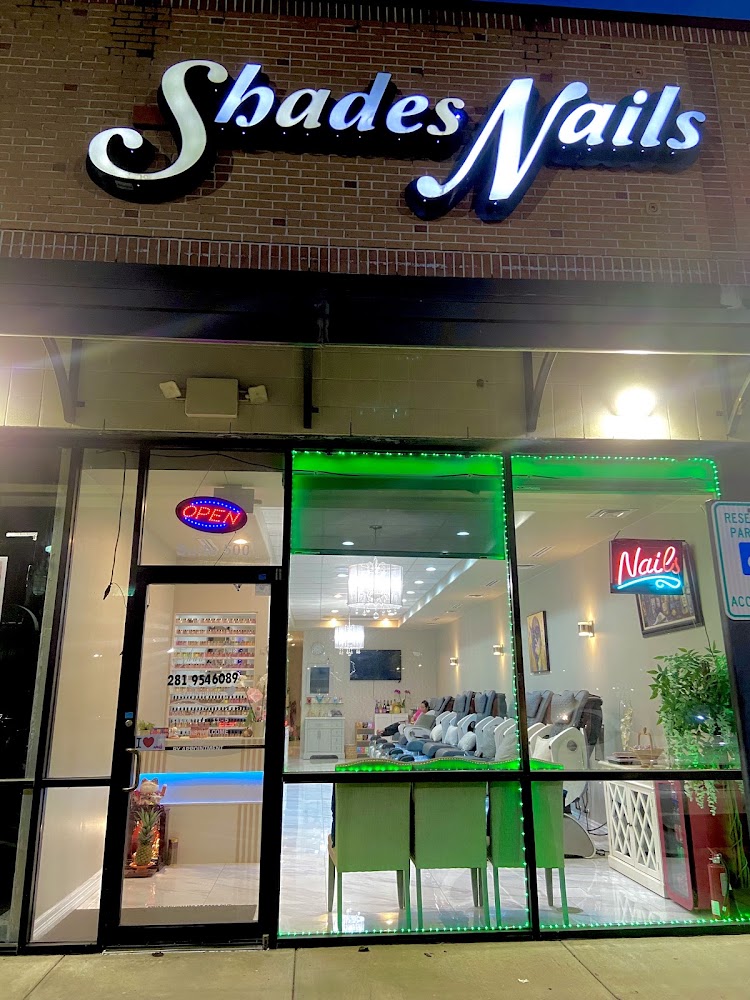 Shades Nail view 2