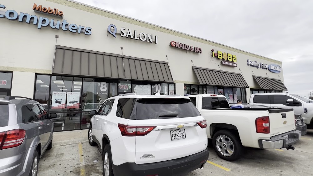 Q Salon 1 view 4