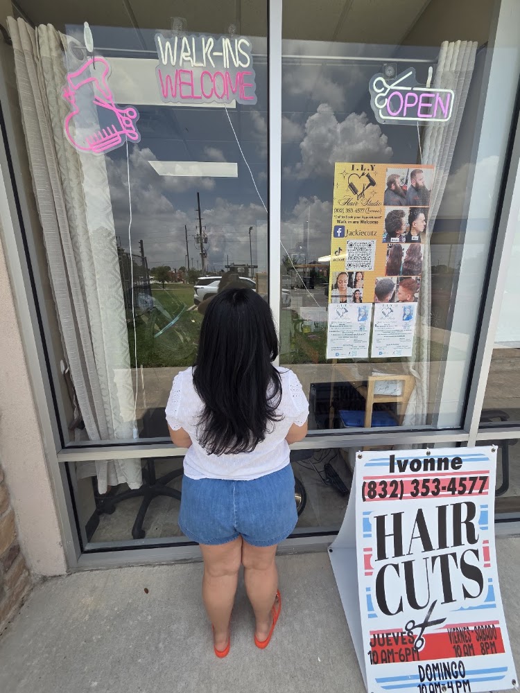 Divine Salon view 2