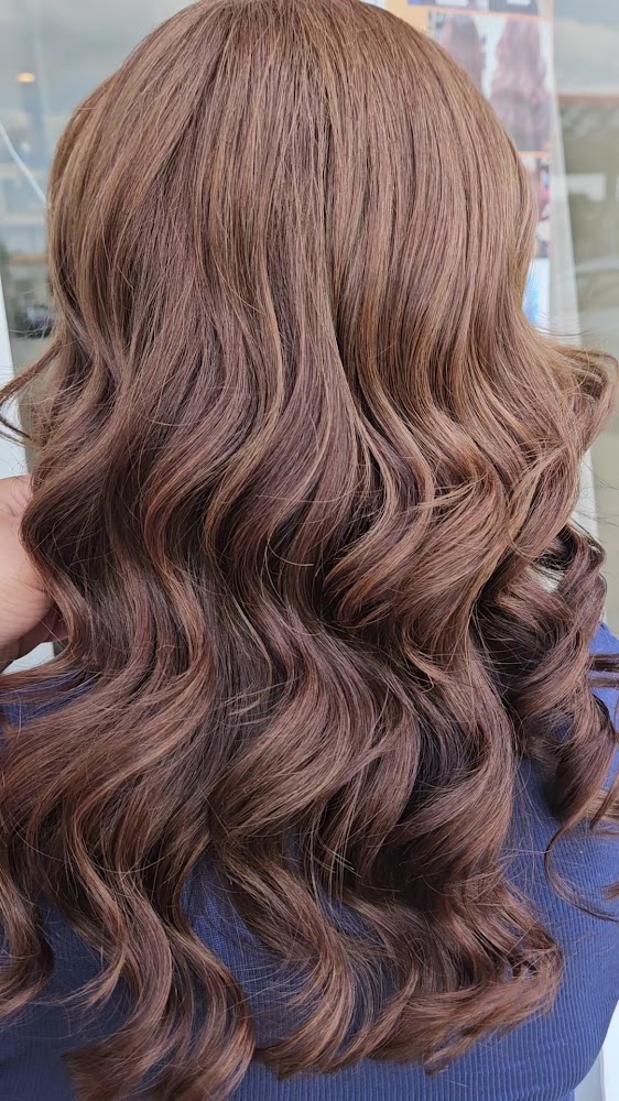 Divine Salon view 4