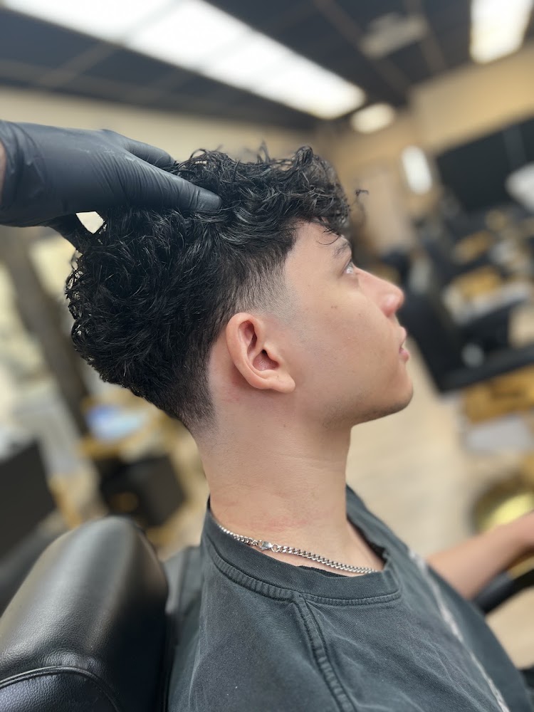 Crespo Rey Hair Salon primary photo
