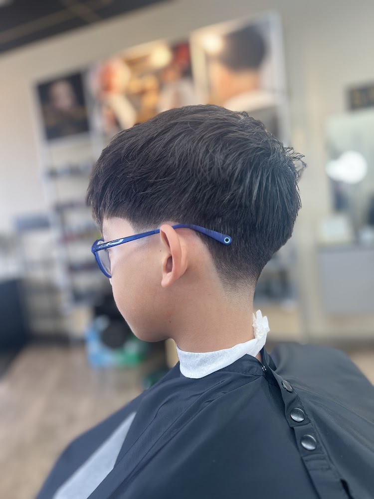 Crespo Rey Hair Salon view 2