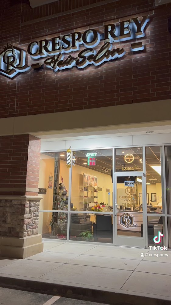 Crespo Rey Hair Salon view 4