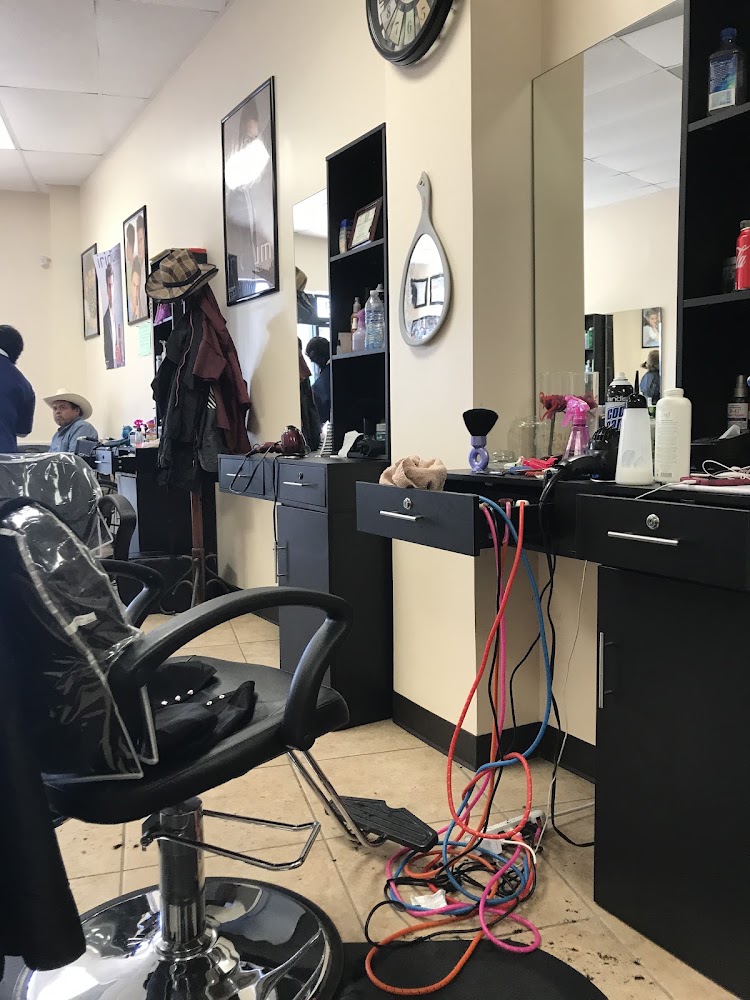 Junior's Beauty Salon primary photo