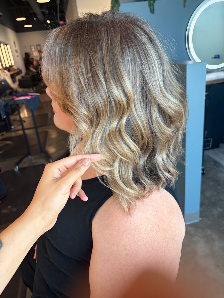 Prism Salon primary photo