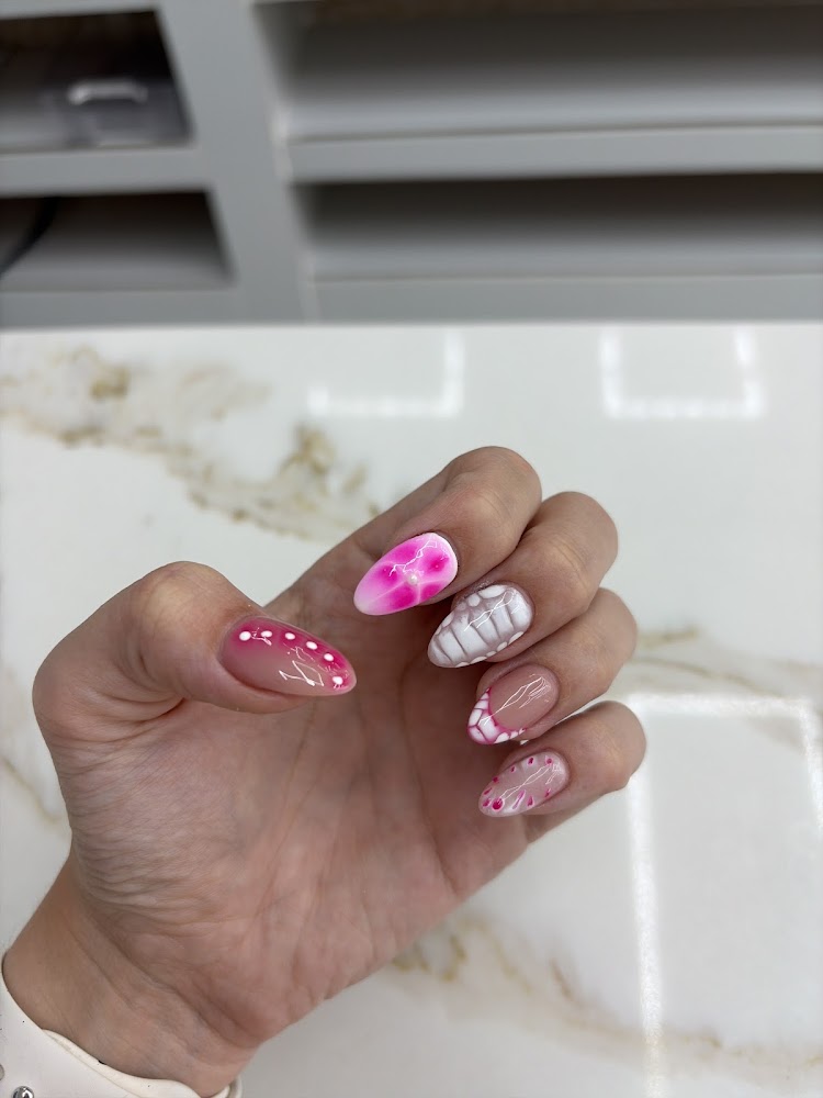 Vella Bella Salon Park & Nail Spa view 2