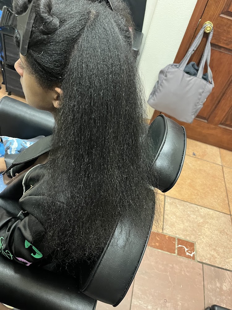 I4cU Salon view 3