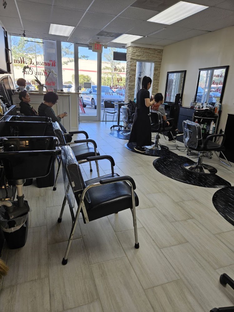 Bunker Hill Lash & Hair view 4