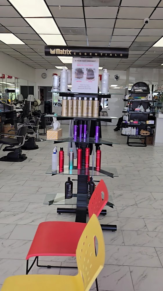D & L Beauty Salon view 5