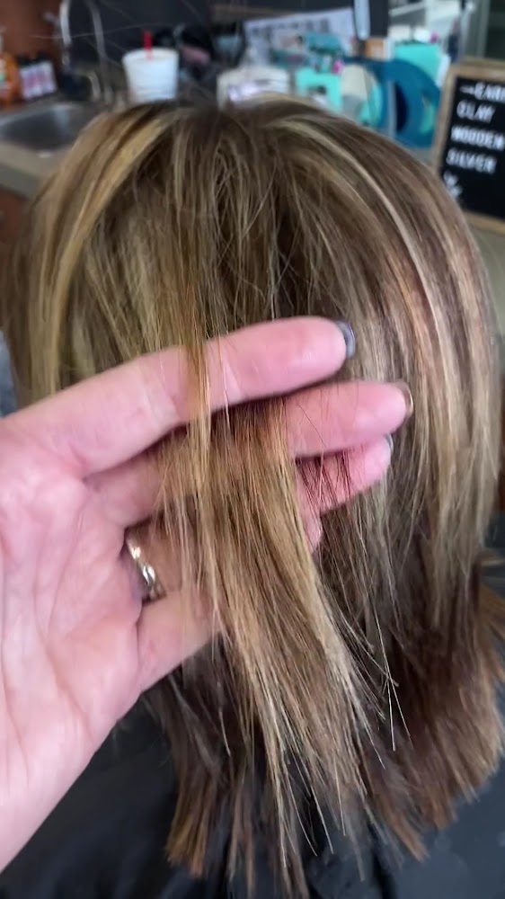 Amber Salon view 3