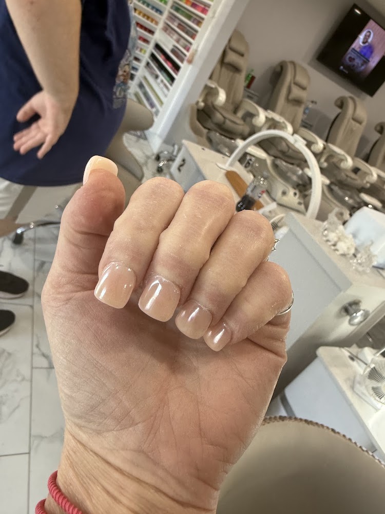 ARIA NAIL LOUNGE view 3