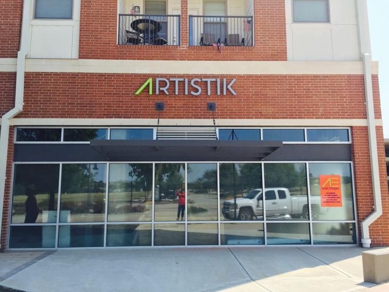 Artistik Edge hair studio view 4