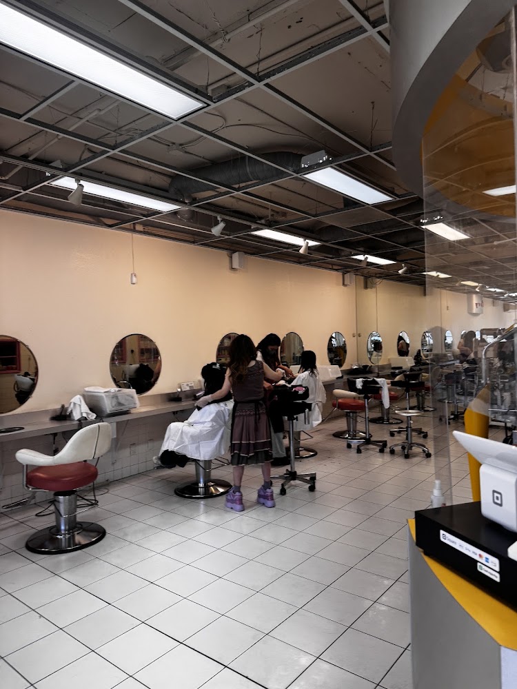 Arty Hair Salon view 3