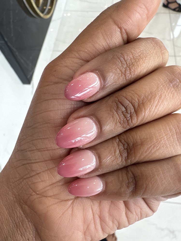 Aurelia Nail Lounge view 4