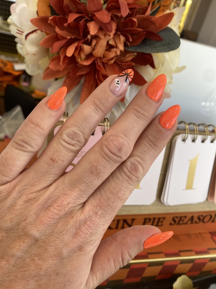 Aurelia Nail Lounge view 5