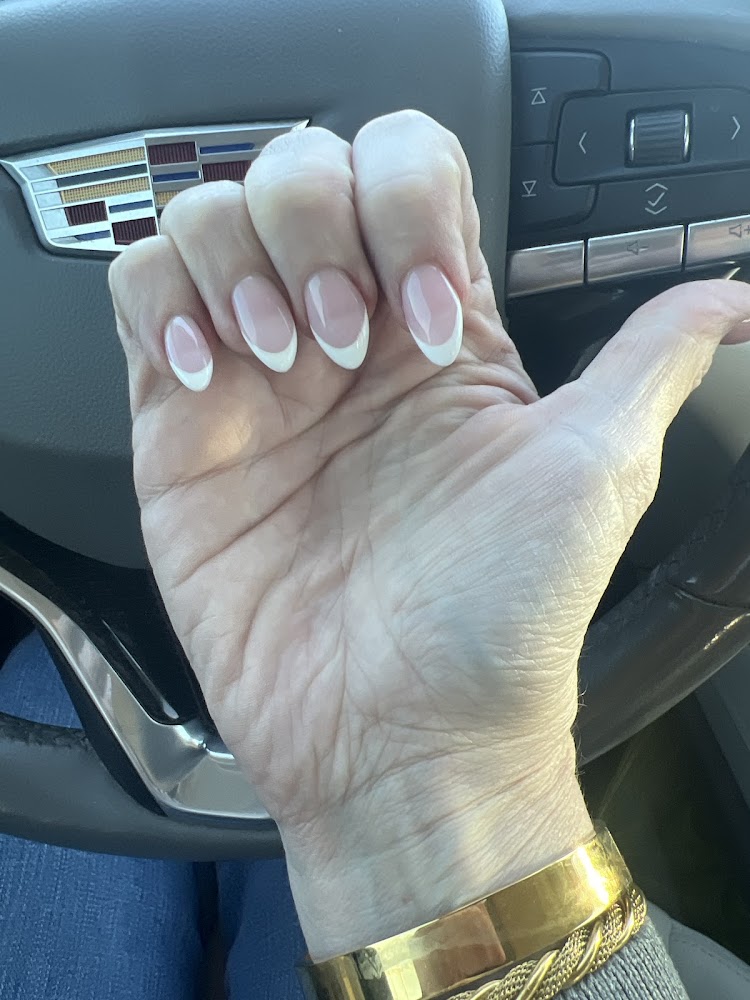 B Nail Bar view 4
