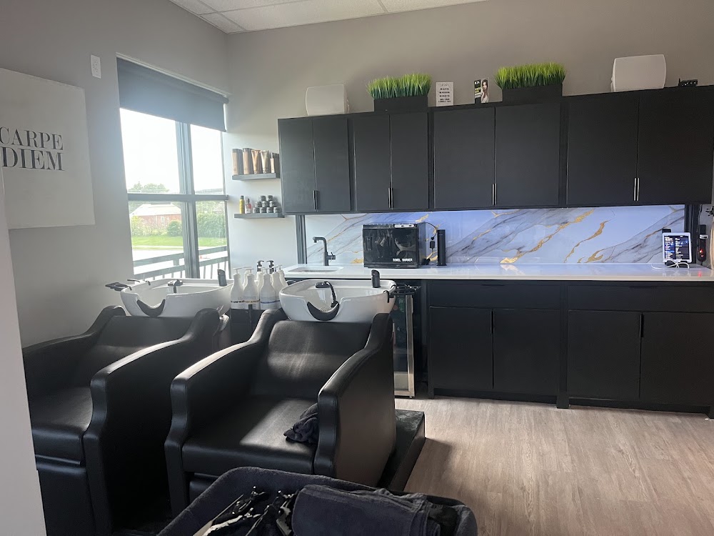 Balayage Bar & Boutique (located Inside of Salons By JC Room 49) view 4