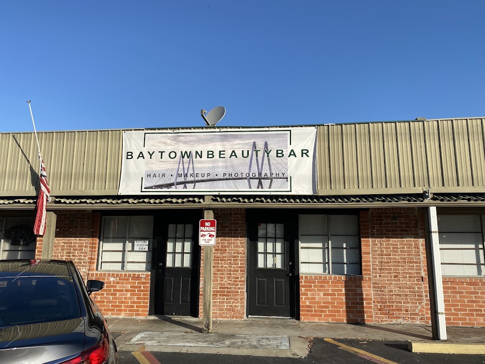 Baytown Beauty Bar view 2