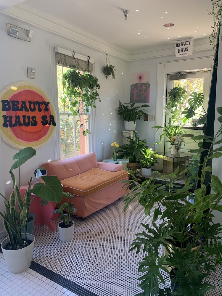 Beauty Haus, Spa + Lash Lift Bar view 5