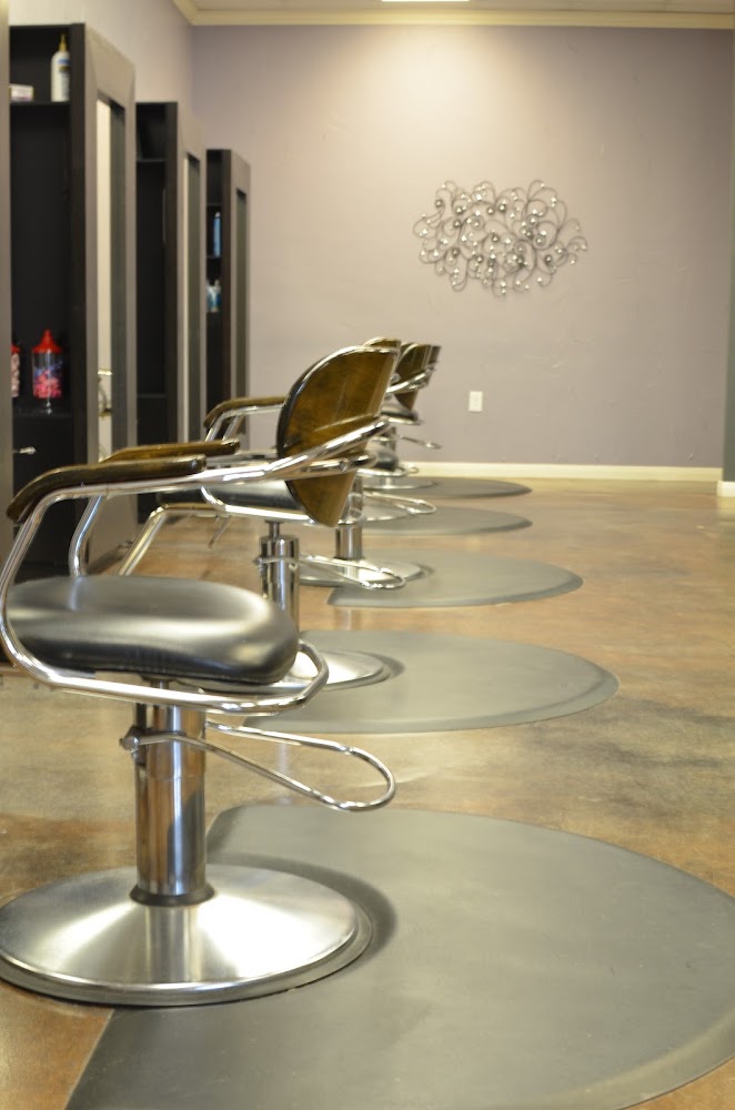 Bella Sorella Salon view 4
