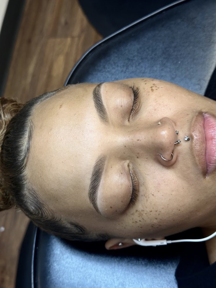 Belleza Eyebrows primary photo