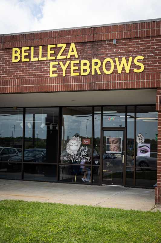 Belleza Eyebrows view 5