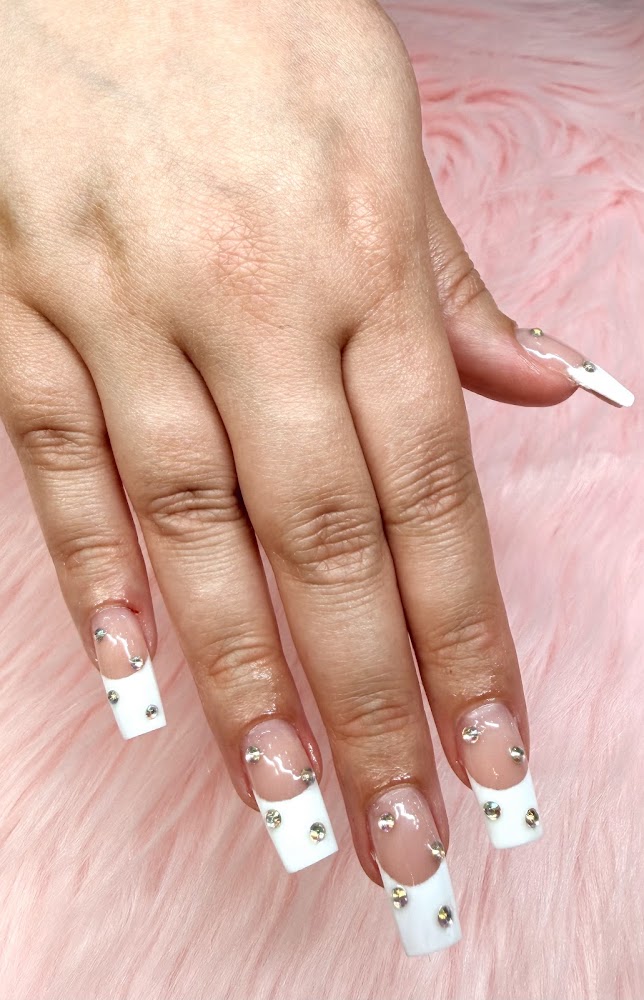 Bliss Nails and Lounge - Nail Salon Missouri City, Tx view 2