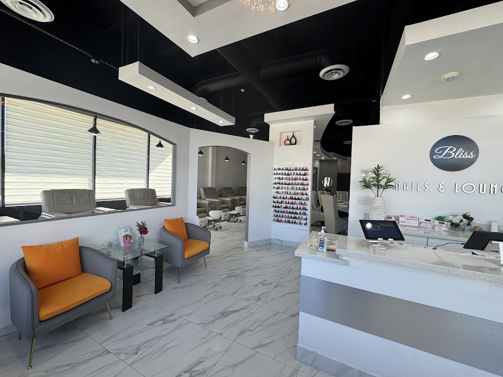 Bliss Nails and Lounge - Nail Salon Missouri City, Tx view 4