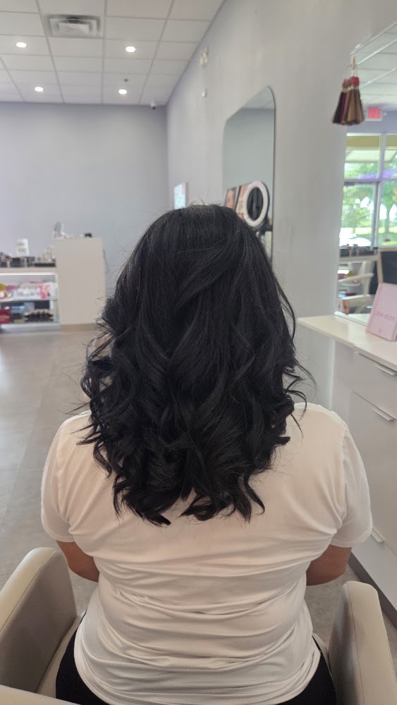 Blo Blow Dry Bar College Station view 2