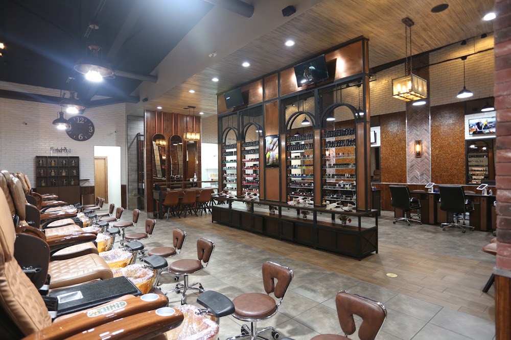 Bnails Amarillo ( Voted Best Nail Salon Amarillo TX) view 5