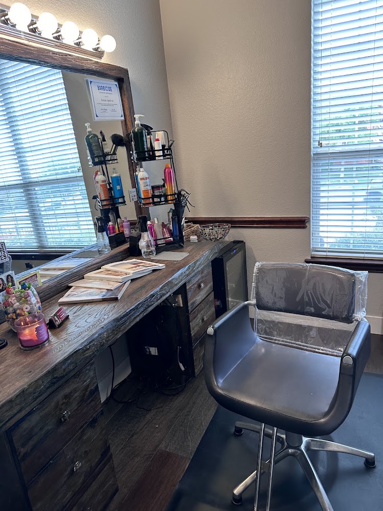 Brenda’s Hair Studio view 2