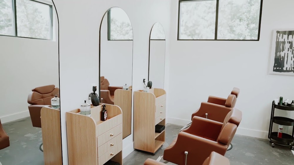 Carbon Salon LLC view 5