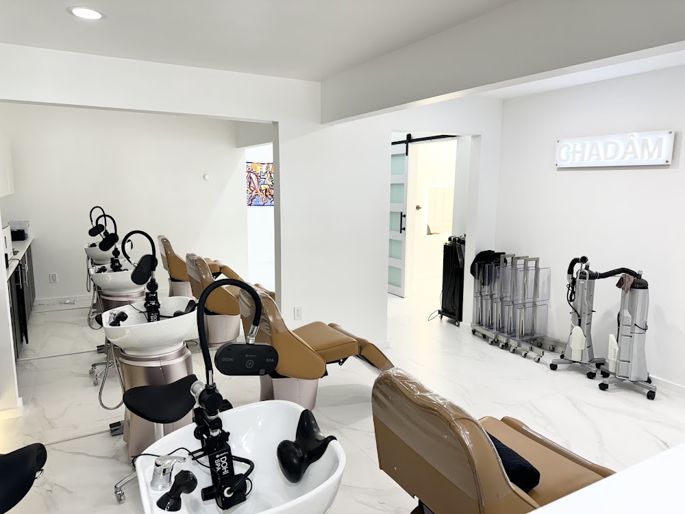 CHADÂM Hair Lounge and CO2 Spa Lovers Ln primary photo