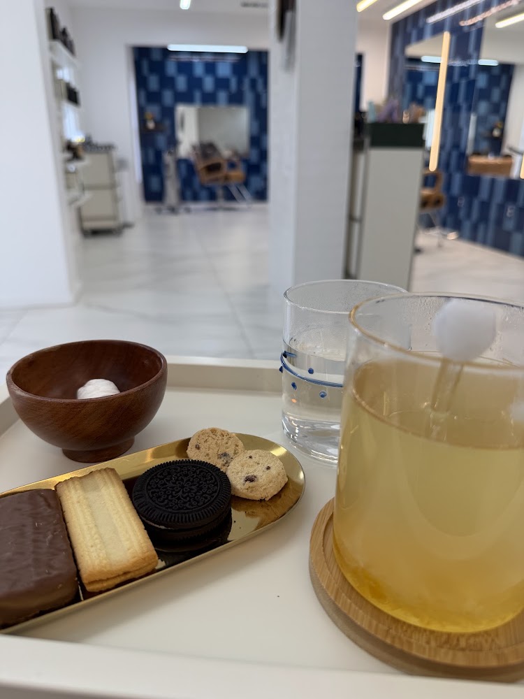 CHADÂM Hair Lounge and CO2 Spa Lovers Ln view 4