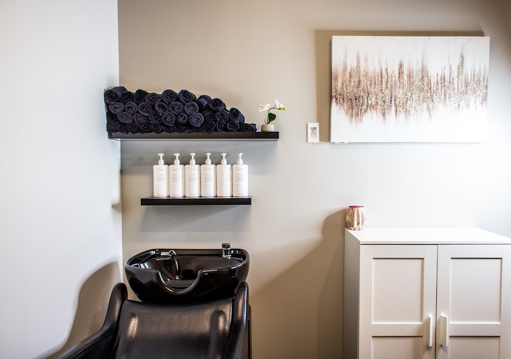 Chic Express Salon view 3