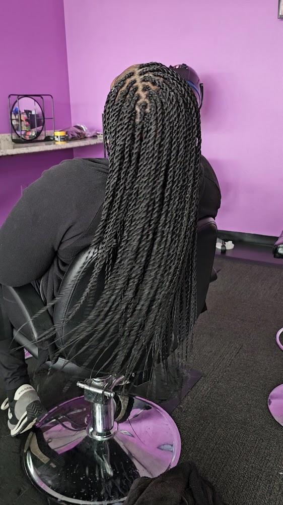 Chocolate Salon & Braid view 5