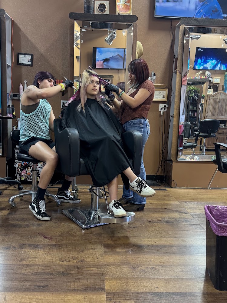 Cindy's Hair Saloon view 5
