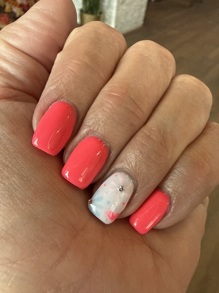 Citrine Nail Bar view 3
