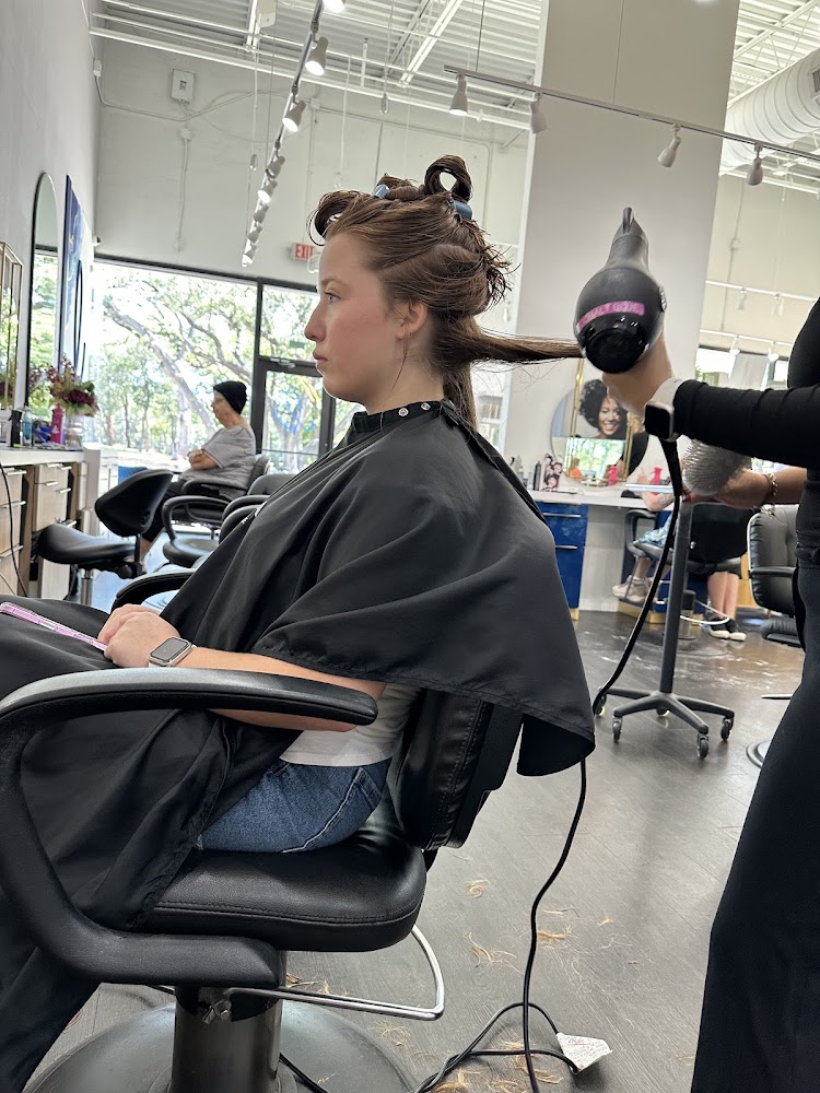 Cobalt Blue Salon primary photo