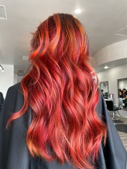 Color Pop Salon view 4