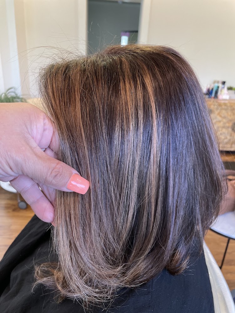Derek Sansone Hair view 4